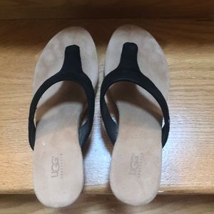 Ugg slip on shoes